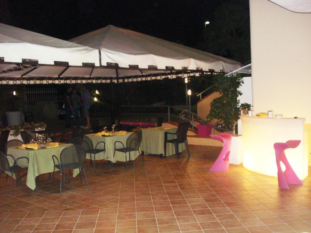 Hotel La Villa Corigliano Calabro Exterior photo